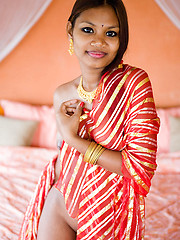 Asha Kumara naked
