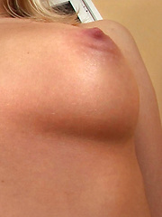 18yo Julia Shows her Perfect Body in Close Up