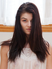 Alyson Grey Queen Of Dreams