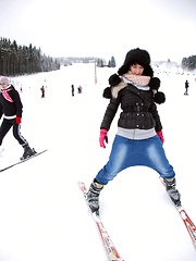 Skiing teenage sweethearts petting cunts at a giant chalet